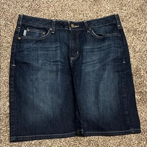 Carhartt‎ dark wash denim skirt